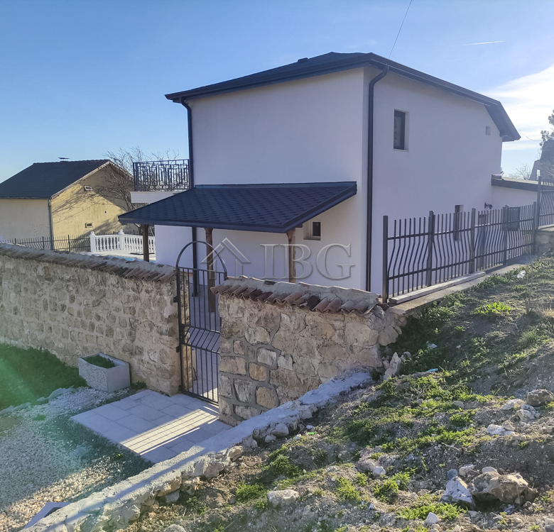 Brand New 3-bed, 3-bath house with Sea view and pool in Balchik