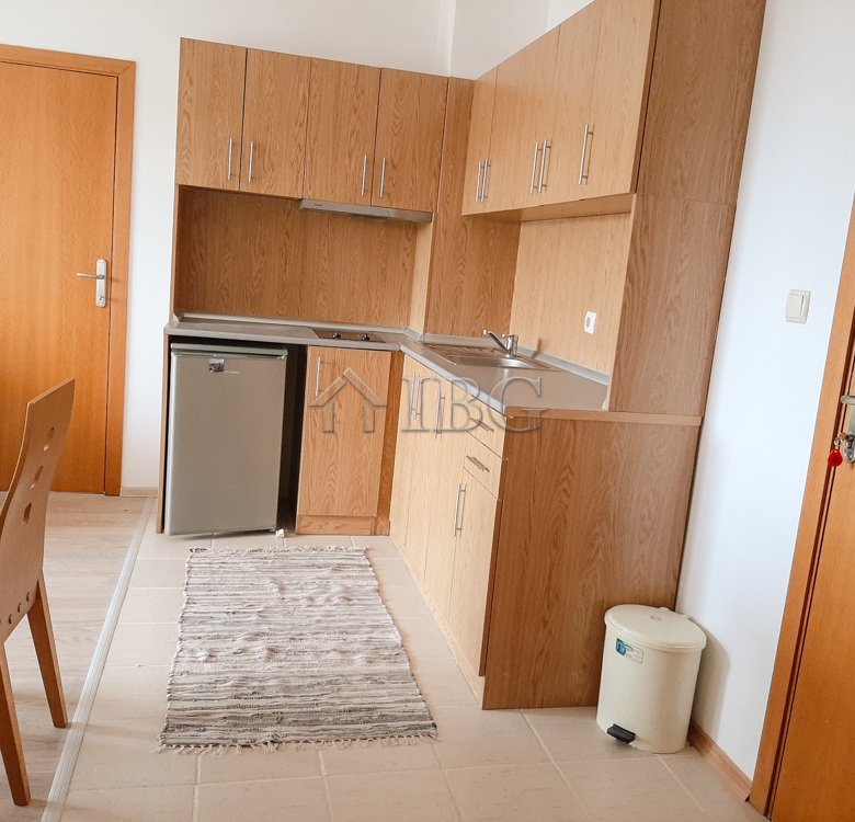 Pool view apartment with 2 bedrooms in Pacific 3, Sunny Beach