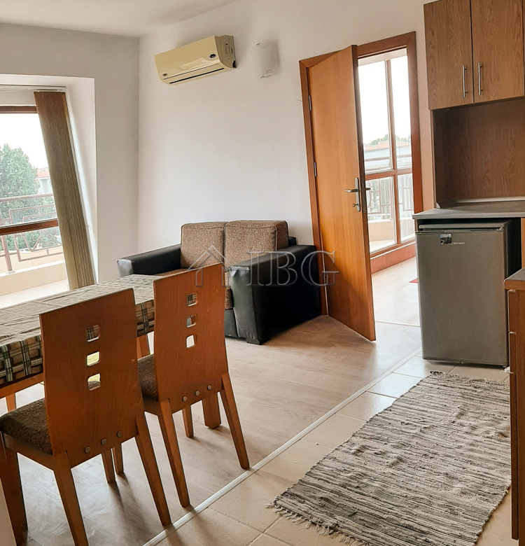 Pool view apartment with 2 bedrooms in Pacific 3, Sunny Beach