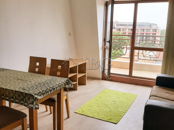 Pool view apartment with 2 bedrooms in Pacific 3, Sunny Beach