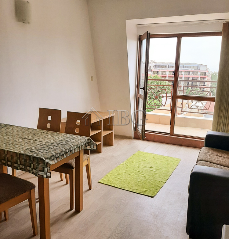Pool view apartment with 2 bedrooms in Pacific 3, Sunny Beach