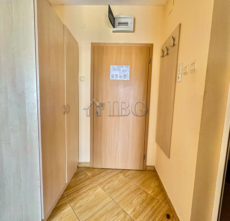 Apartment with 1 bedroom and pool view in Golden Dreams, Sunny Beach