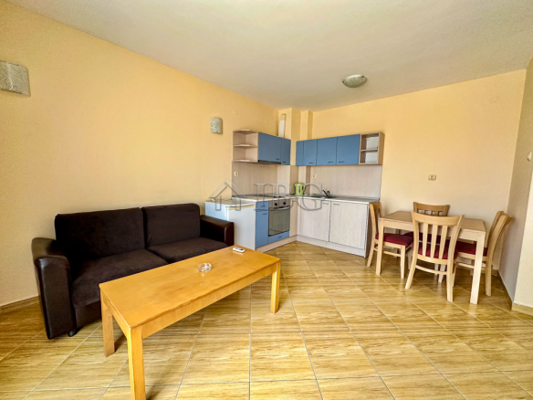 Apartment with 1 bedroom and pool view in Golden Dreams, Sunny Beach