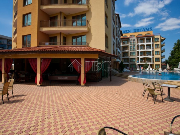 Apartment with 1 bedroom and pool view in Golden Dreams, Sunny Beach