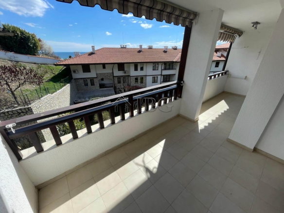 Beachfront! 1-Bedroom apartment in Complex Arena 1, Sveti Vlas