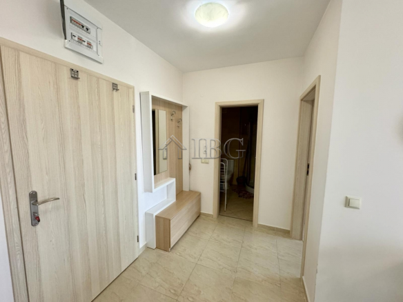 Pool view 1-bedroom apartment in Star Dreams, Sveti Vlas, 3 min walk to the beach