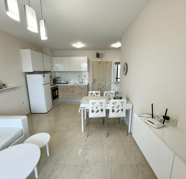 Pool view 1-bedroom apartment in Star Dreams, Sveti Vlas, 3 min walk to the beach