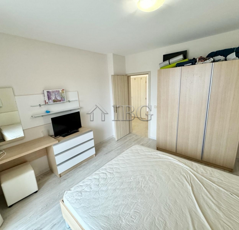 Pool view 1-bedroom apartment in Star Dreams, Sveti Vlas, 3 min walk to the beach