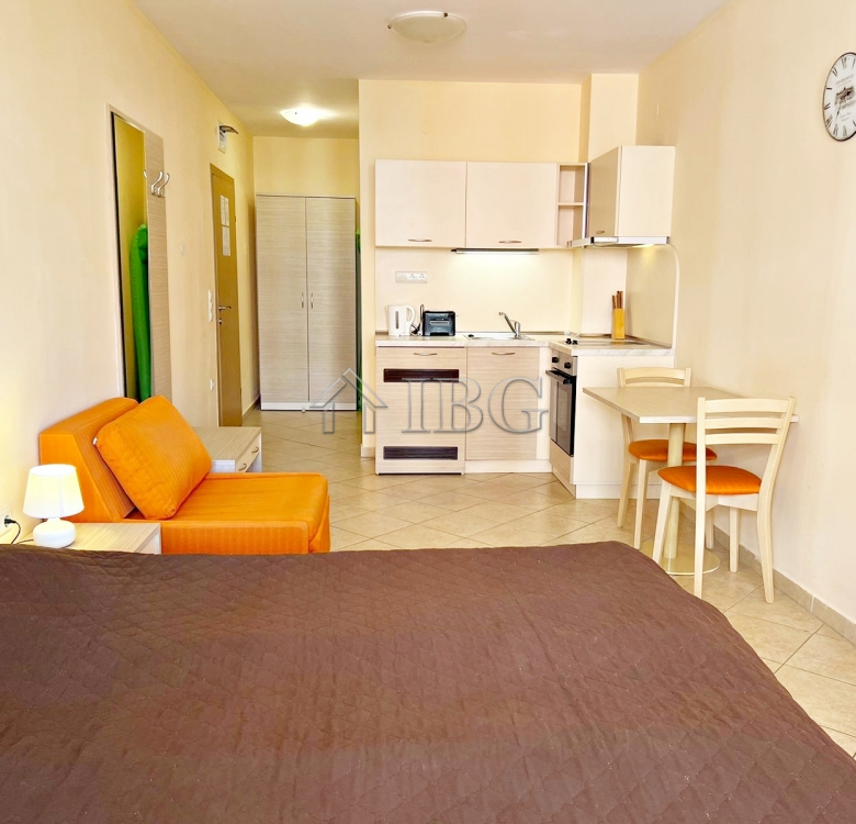 Furnished Studio with balcony in Royal Sun, Sunny Beach