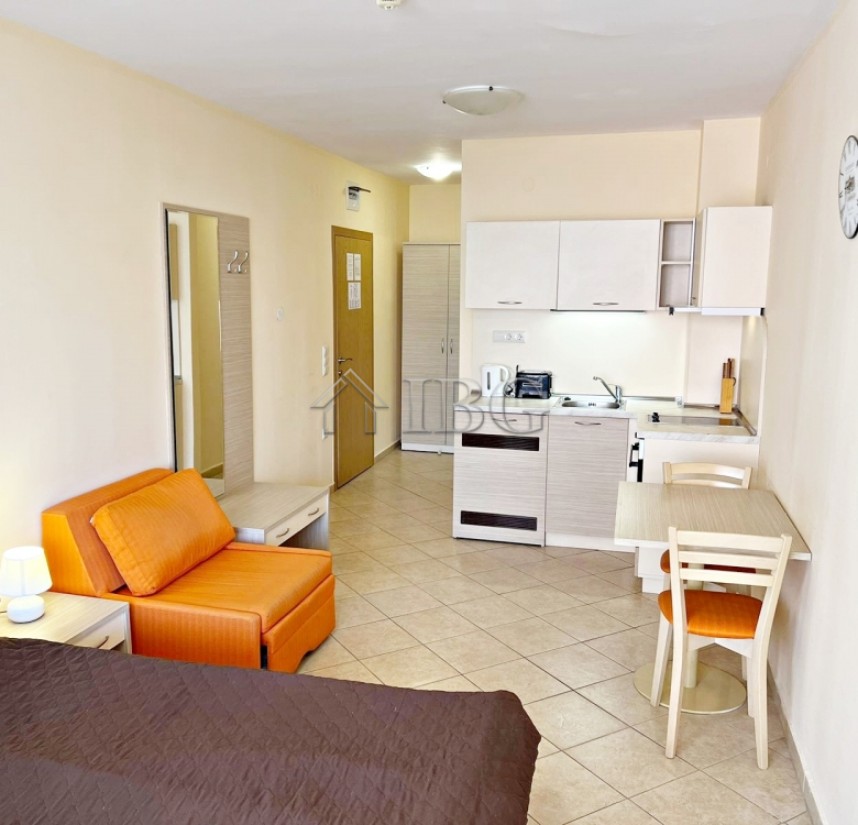 Furnished Studio with balcony in Royal Sun, Sunny Beach