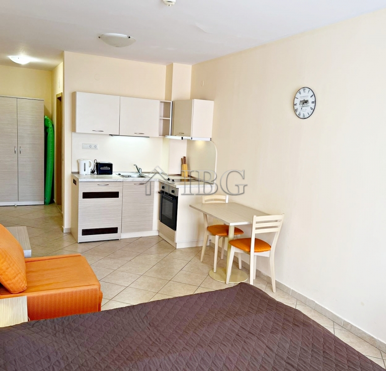 Furnished Studio with balcony in Royal Sun, Sunny Beach