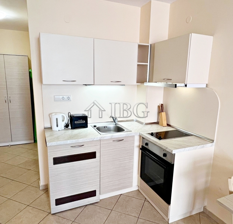 Furnished Studio with balcony in Royal Sun, Sunny Beach