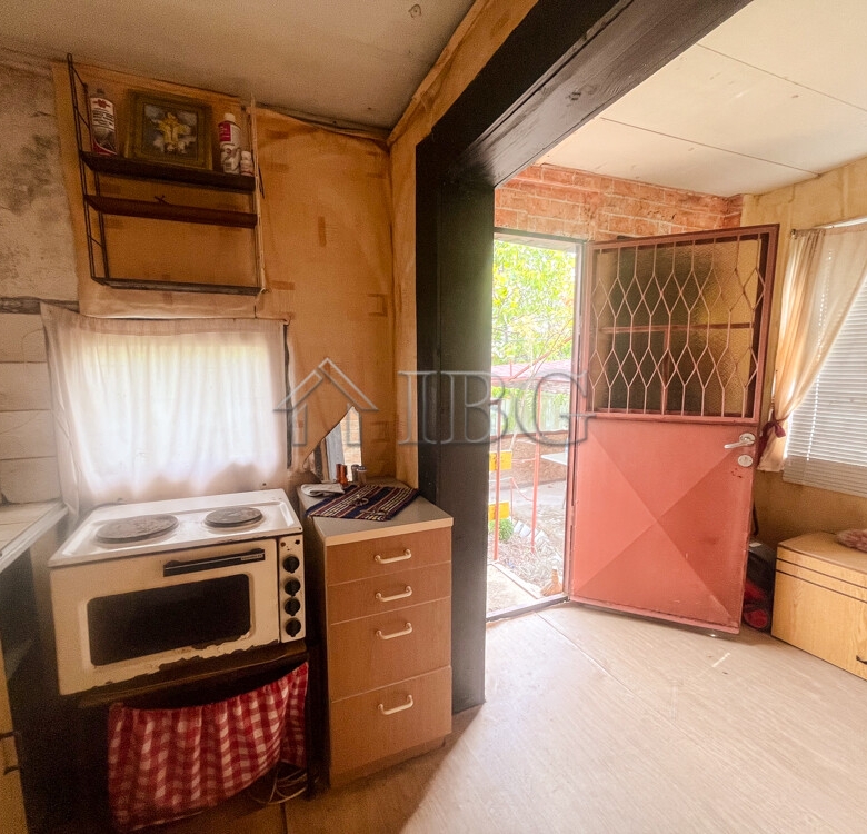 Villa with nice garden only 5 km. to Ruse city