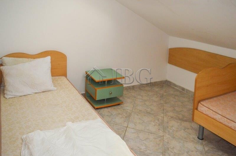 Bargain! 2-bedroom apartment with Pool view in Bravo 3, Sunny Beach