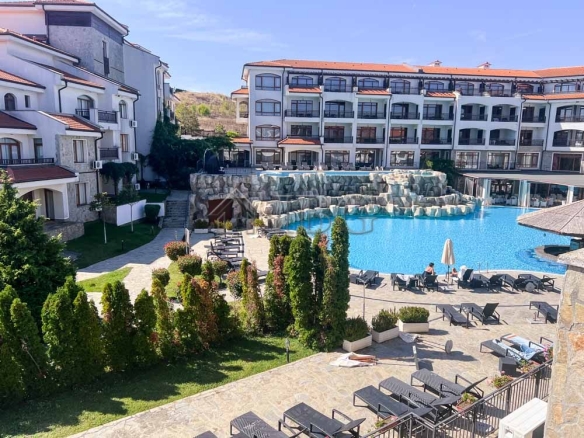 The Vineyards Resort, Aheloy – Apartment with 2 bedrooms, 2 bathrooms and pool view