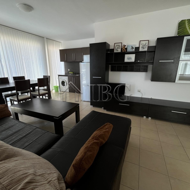 Spacious Two-Bedroom Apartment with Pool View in “Solo 1” Complex, Sveti Vlas