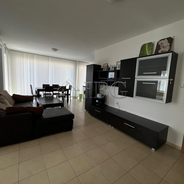 Spacious Two-Bedroom Apartment with Pool View in “Solo 1” Complex, Sveti Vlas