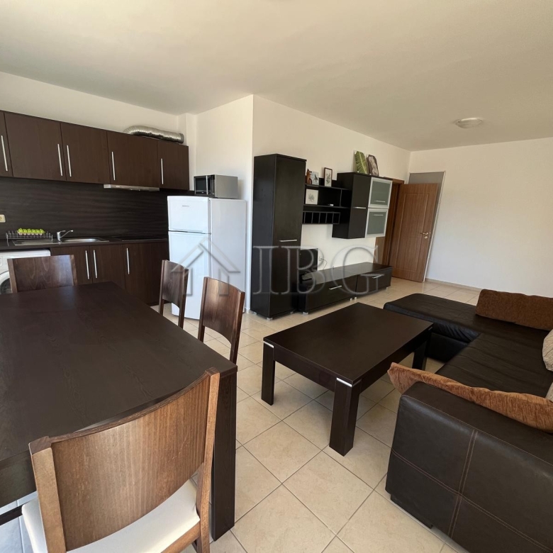 Spacious Two-Bedroom Apartment with Pool View in “Solo 1” Complex, Sveti Vlas