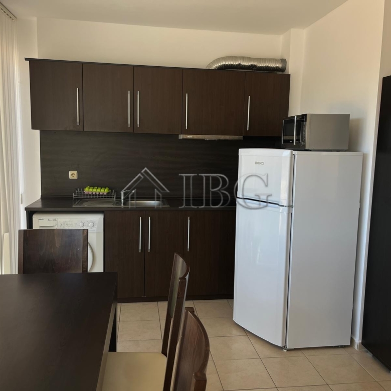 Spacious Two-Bedroom Apartment with Pool View in “Solo 1” Complex, Sveti Vlas