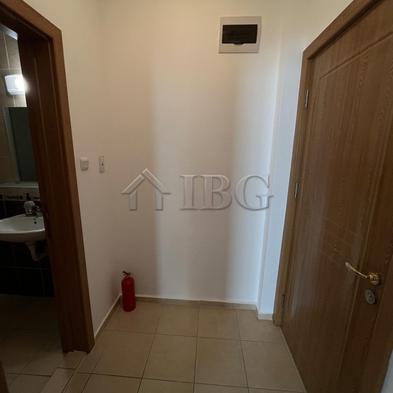 Spacious Two-Bedroom Apartment with Pool View in “Solo 1” Complex, Sveti Vlas