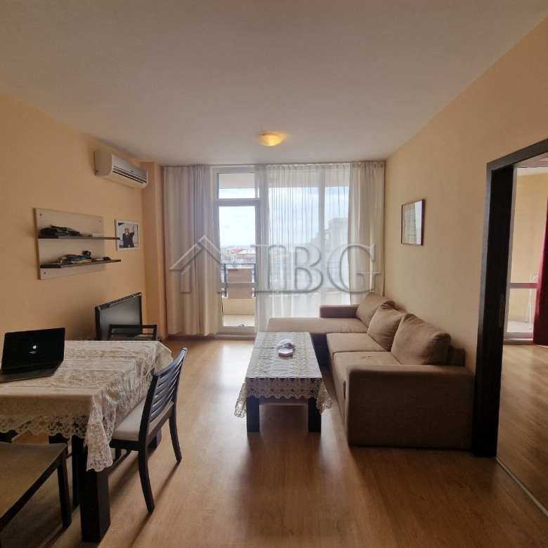 Spacious Two-Bedroom Apartment with sea view in the Luxor Complex, Sveti Vlas