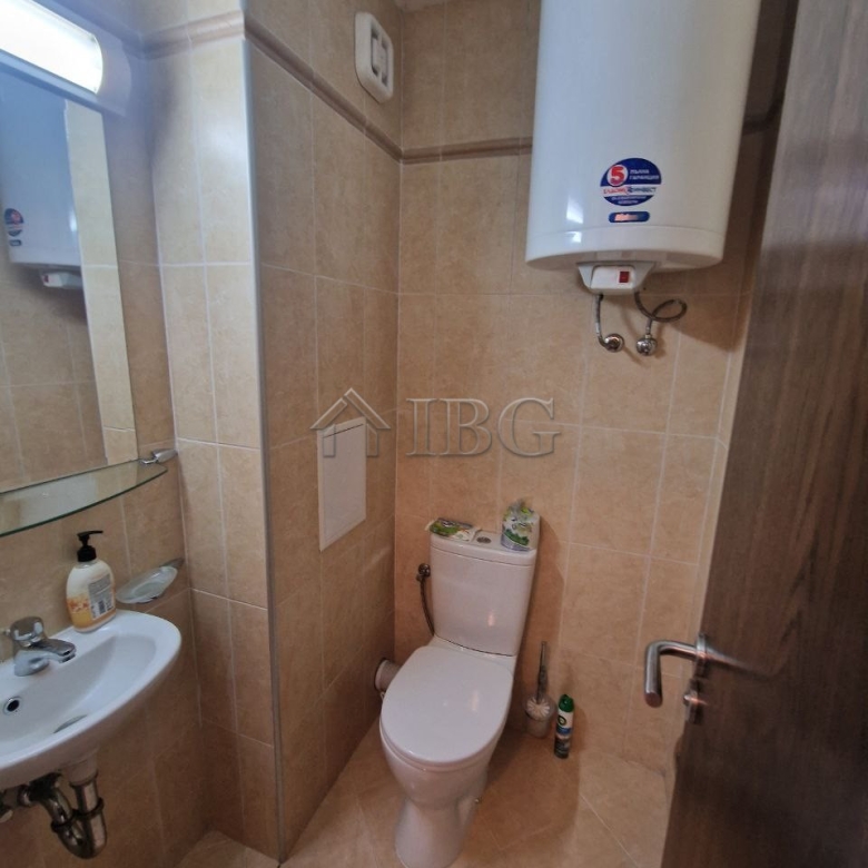 Spacious Two-Bedroom Apartment with sea view in the Luxor Complex, Sveti Vlas