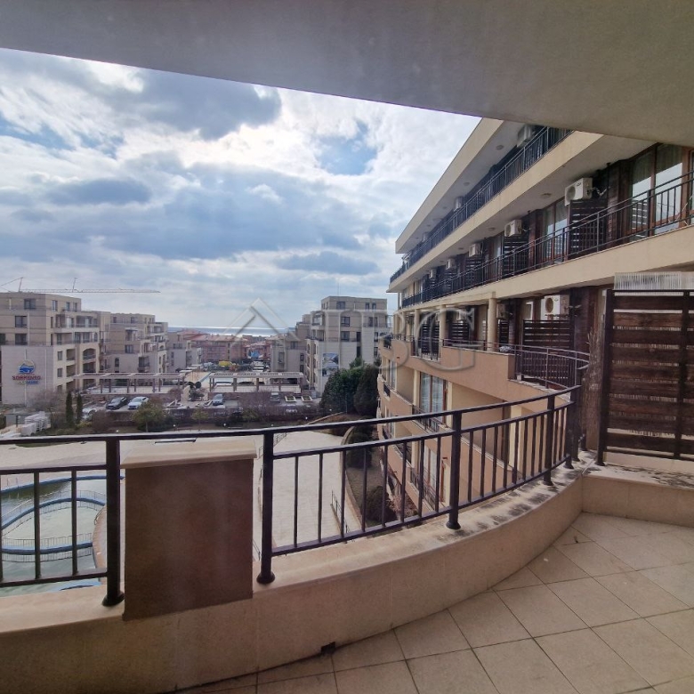 Spacious Two-Bedroom Apartment with sea view in the Luxor Complex, Sveti Vlas
