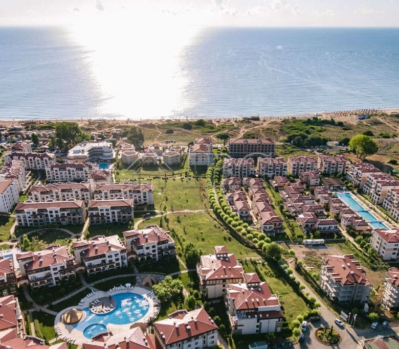 Spacious Studio with Private Veranda for Sale | Green Life Beach Resort, Sozopol
