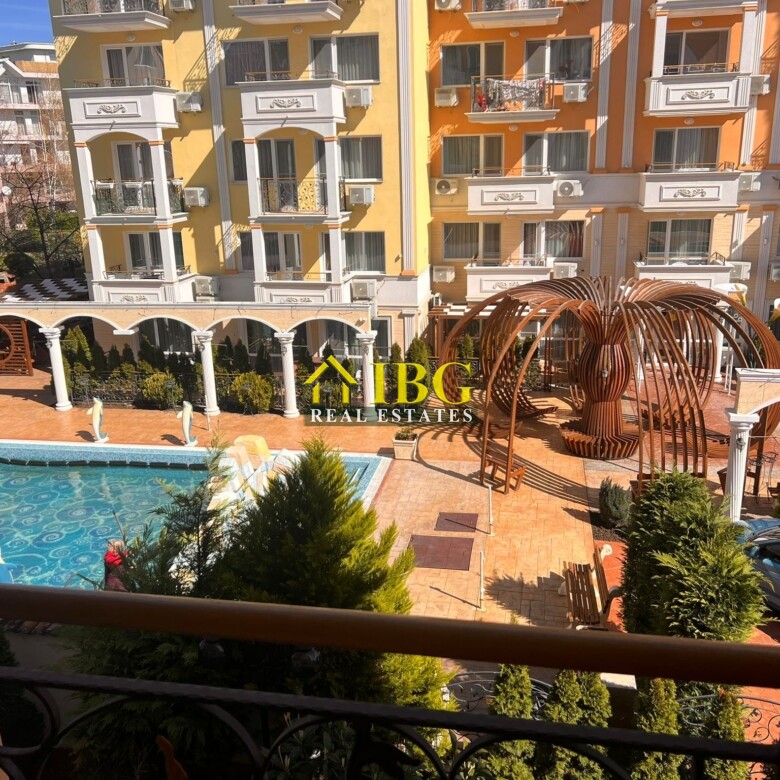 Luxury 2-bedroom, 2 bathroom apartment with pool view in Sweet Homes 5, Sunny Beach