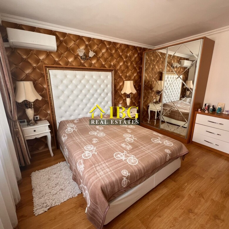 Luxury 2-bedroom, 2 bathroom apartment with pool view in Sweet Homes 5, Sunny Beach
