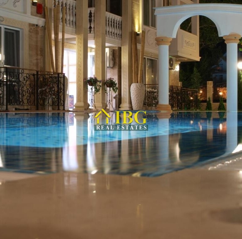 Luxury 2-bedroom, 2 bathroom apartment with pool view in Sweet Homes 5, Sunny Beach
