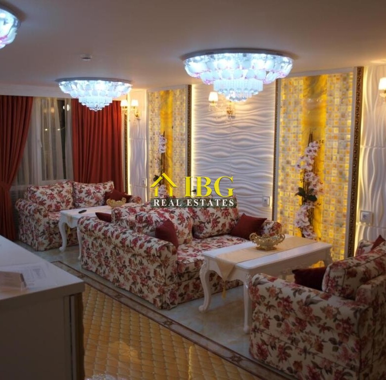 Luxury 2-bedroom, 2 bathroom apartment with pool view in Sweet Homes 5, Sunny Beach