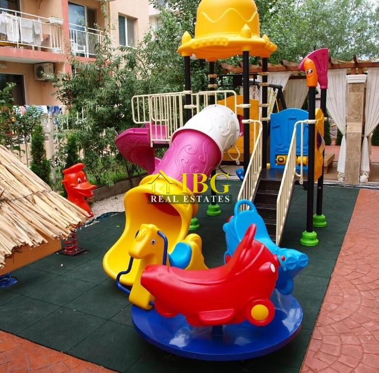 Luxury 2-bedroom, 2 bathroom apartment with pool view in Sweet Homes 5, Sunny Beach