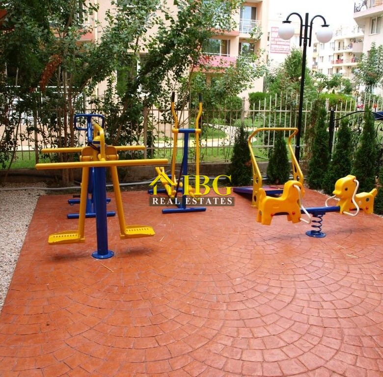 Luxury 2-bedroom, 2 bathroom apartment with pool view in Sweet Homes 5, Sunny Beach
