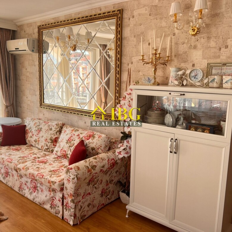 Luxury 2-bedroom, 2 bathroom apartment with pool view in Sweet Homes 5, Sunny Beach