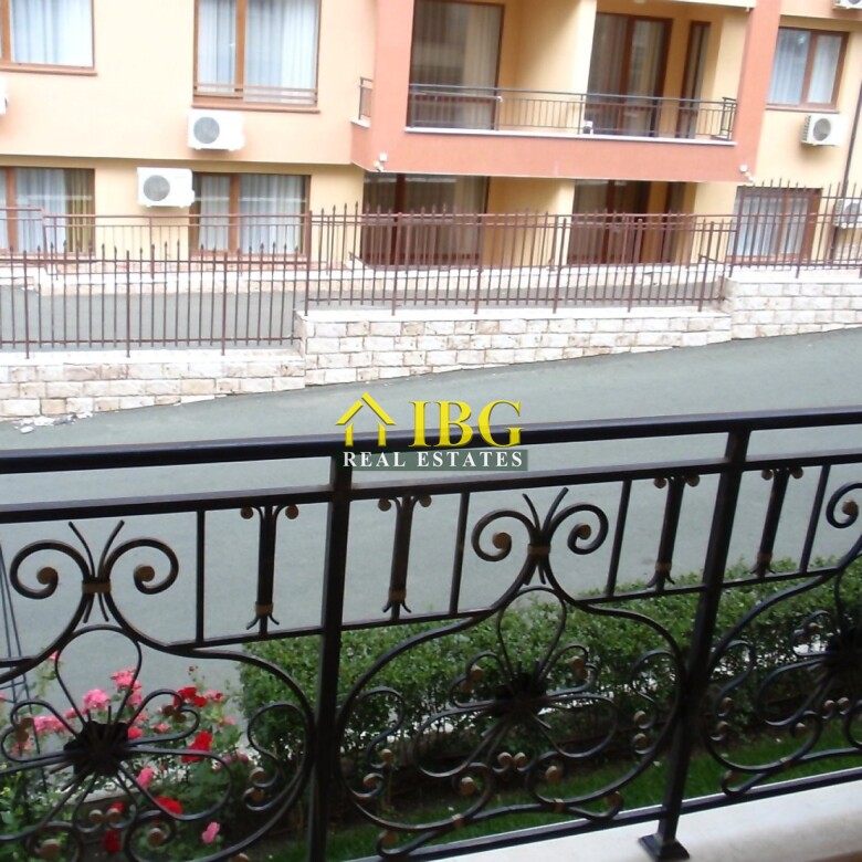 Furnished 1-Bedroom apartment in Villa Florence, St.Vlas