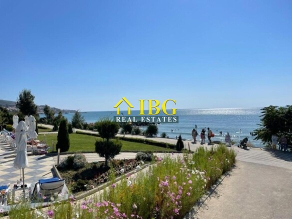 1-Bedroom Apartment with Courtyard View | Sun Wave, Sveti Vlas