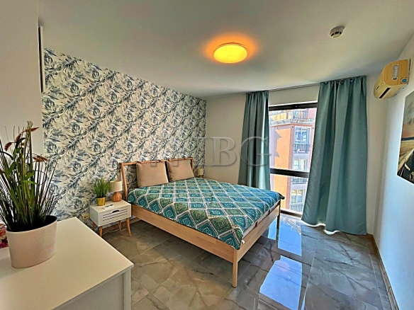 Excellent 2-bedroom, 2-bathroom apartment with pool view | Rainbow 3, Sunny Beach