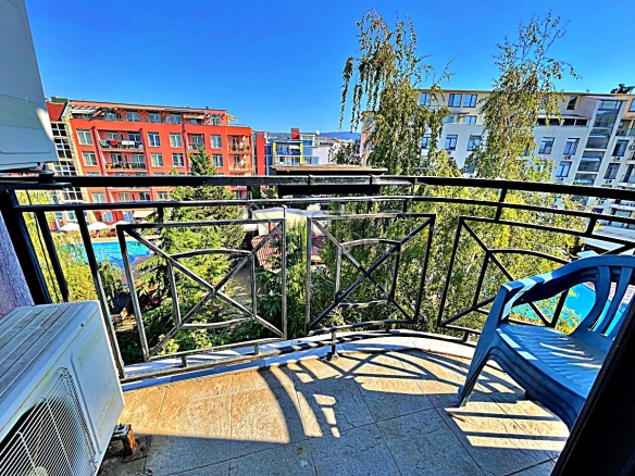 Excellent 2-bedroom, 2-bathroom apartment with pool view | Rainbow 3, Sunny Beach