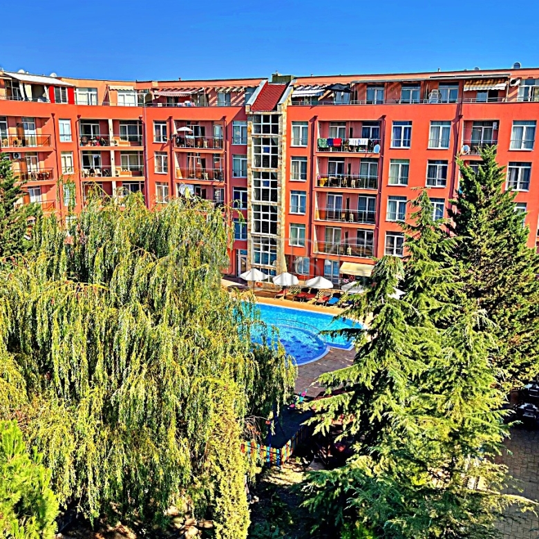 Excellent 2-bedroom, 2-bathroom apartment with pool view | Rainbow 3, Sunny Beach