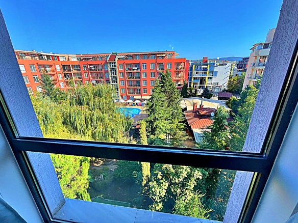 Excellent 2-bedroom, 2-bathroom apartment with pool view | Rainbow 3, Sunny Beach