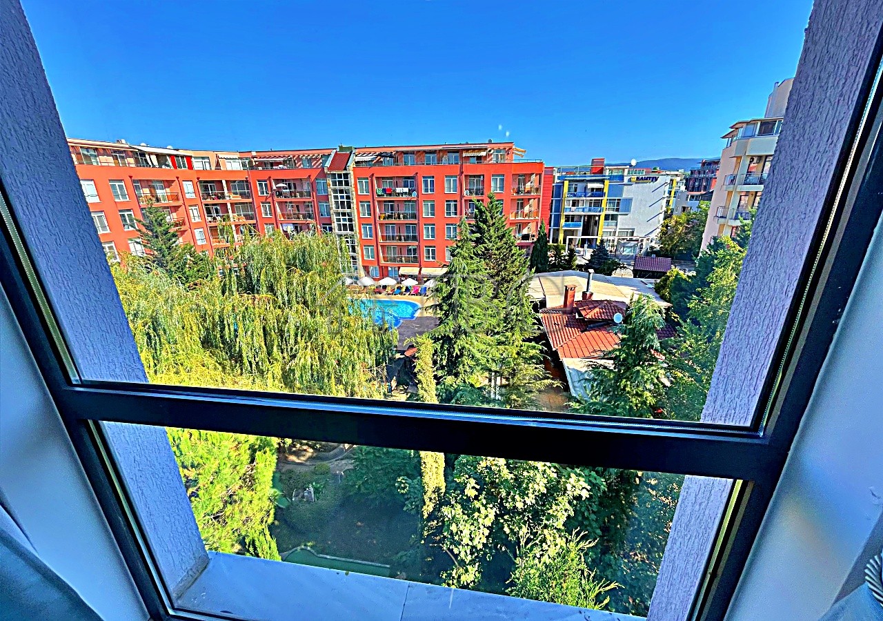 Excellent 2-bedroom, 2-bathroom apartment with pool view | Rainbow 3, Sunny Beach