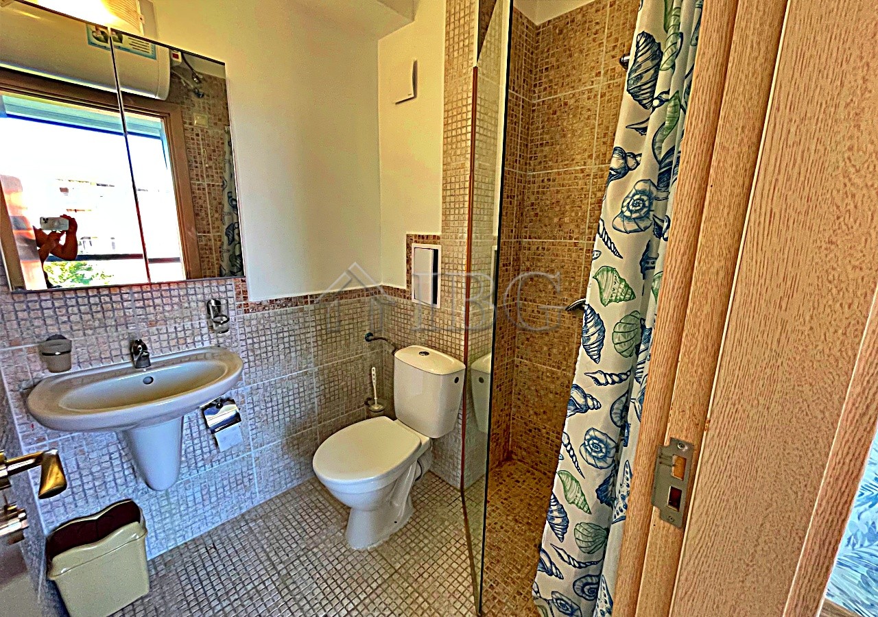 Excellent 2-bedroom, 2-bathroom apartment with pool view | Rainbow 3, Sunny Beach