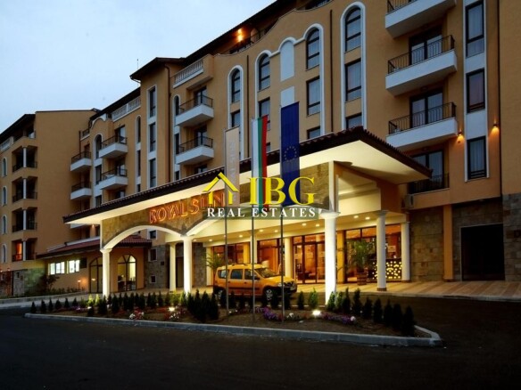 Apartment with One Bedroom and Pool View | Royal Sun, Sunny Beach