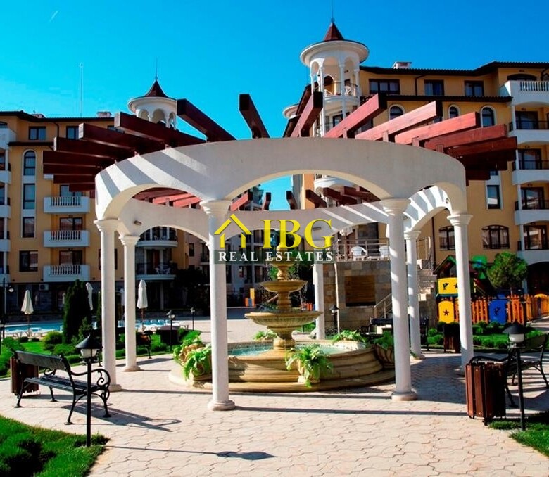 Apartment with One Bedroom and Pool View | Royal Sun, Sunny Beach