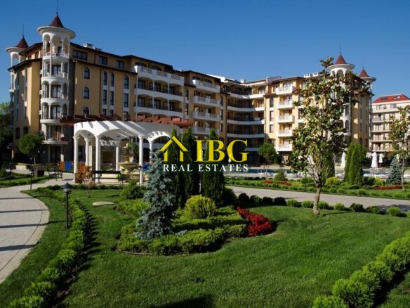 Apartment with One Bedroom and Pool View | Royal Sun, Sunny Beach
