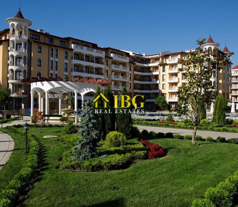 Apartment with One Bedroom and Pool View | Royal Sun, Sunny Beach