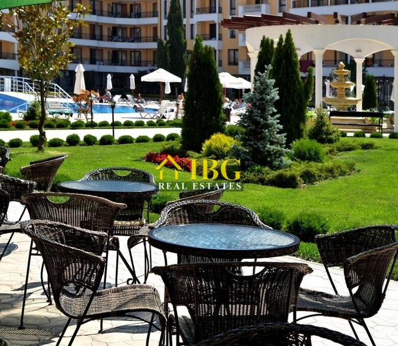 Apartment with One Bedroom and Pool View | Royal Sun, Sunny Beach