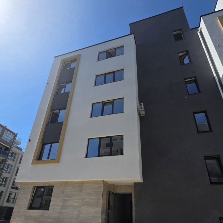 2-Bedroom Apartment with Parking & Storage | City-2 by Emilia Romana