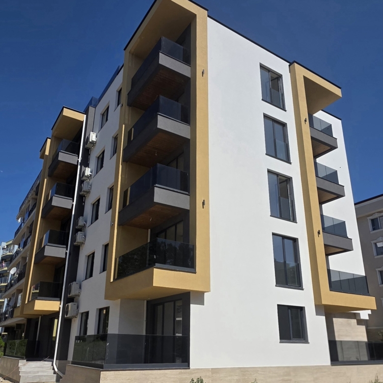 2-Bedroom Apartment with Parking & Storage | City-2 by Emilia Romana